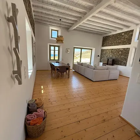Aviola Mykonos *
