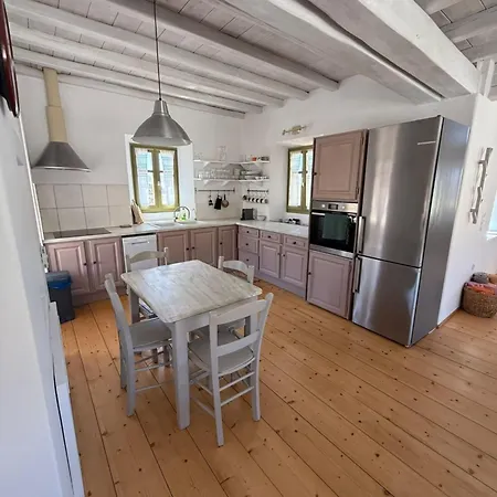 Aviola Mykonos Вилла