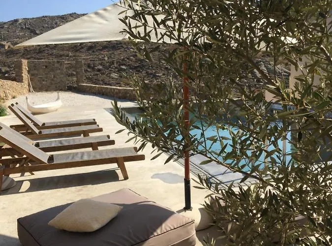 Aviola Mykonos * 法蒂亚