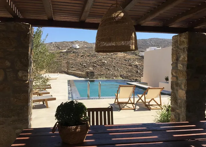 Aviola Mykonos * 法蒂亚