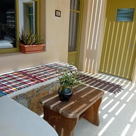 Aviola Mykonos