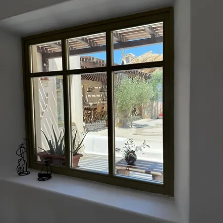 Aviola Mykonos Villa