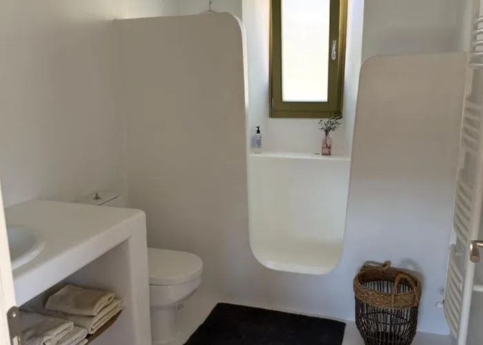 Aviola Mykonos Βίλα Φτελιά